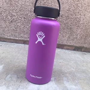 raspberry color hydro flask
